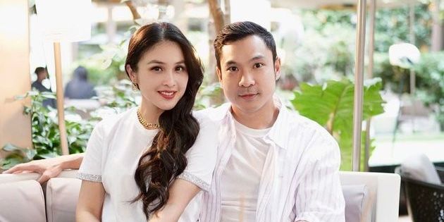 Potret Sandra Dewi Hapus Semua Foto Bareng Harvey Moeis, Dikenal Pasangan Sangat Romantis & Kerap Pamer Gaya Hidup Mewah