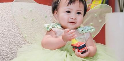 Cantiknya Baby Lily Bak Princess Pakai Dress Hijau dengan Bando Pita di Kepala, Disebut Makin Mirip Raffi Ahmad