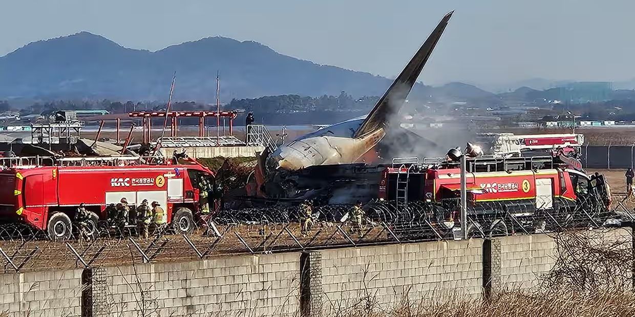 Kemlu Pastikan Tidak Ada WNI Jadi Korban dalam Insiden Jatuhnya Pesawat Jeju Air di Korea Selatan