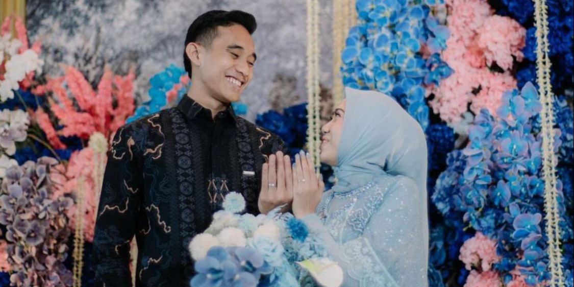 FOTO: Momen Manis Pemain Timnas Indonesia Rizky Ridho dan Sendy Aulia Resmi Bertunangan