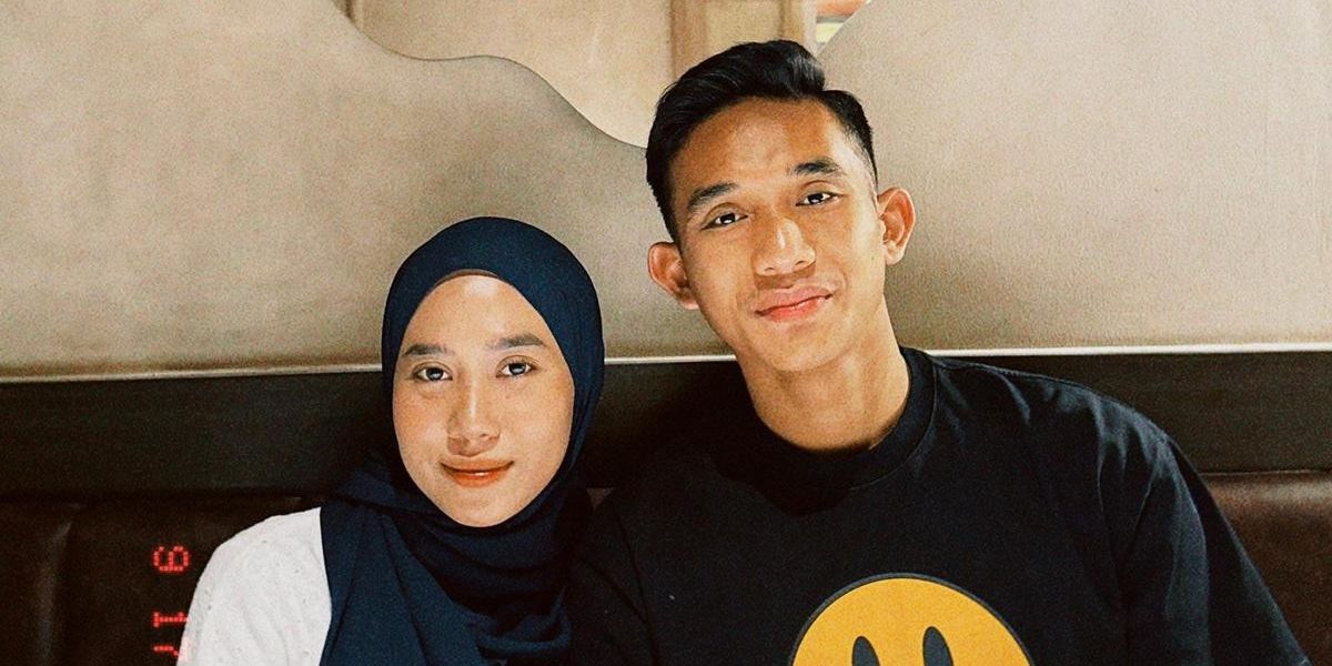 Romantis Terus, 7 Potret Mesra Rizky Ridho dan Sendy Aulia yang Sudah Resmi Lamaran Usai Pacaran 8 Tahun