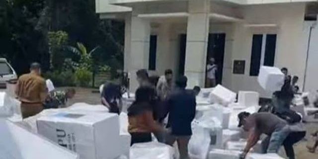 Kantor KPU Morowali Terbakar, Polisi Pastikan Logistik Pilkada Aman