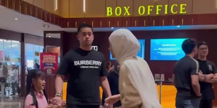 Potret Harmonis Olla Ramlan dan Aufar Hutapea Nonton Bareng Anak-Anak ke Bioskop Meski Sudah Cerai 2 Tahun