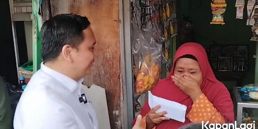 Ditinggal Pak Tarno Nikah Lagi, Potret Sariah yang Kini Jadi Kuli Cuci Nangis Dapat Banyak Uang Bantuan dari Gus Miftah