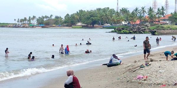 Prakiraan Cuaca saat Malam Tahun Baru, Waspada Gelombang Tinggi di Pelabuhan Ratu dan Pangandaran