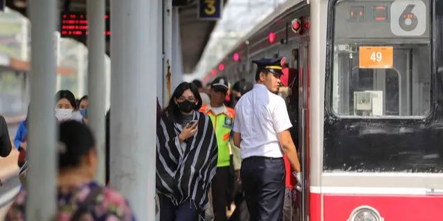 KRL Jabodetabek Beroperasi 24 Jam di Tahun Baru 2025, Dilarang Membawa Petasan