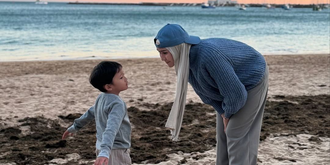 Cerita Menarik Zaskia Adya Mecca Tangani Anak Tantrum saat Umrah di Mekkah dan Liburan ke Eropa