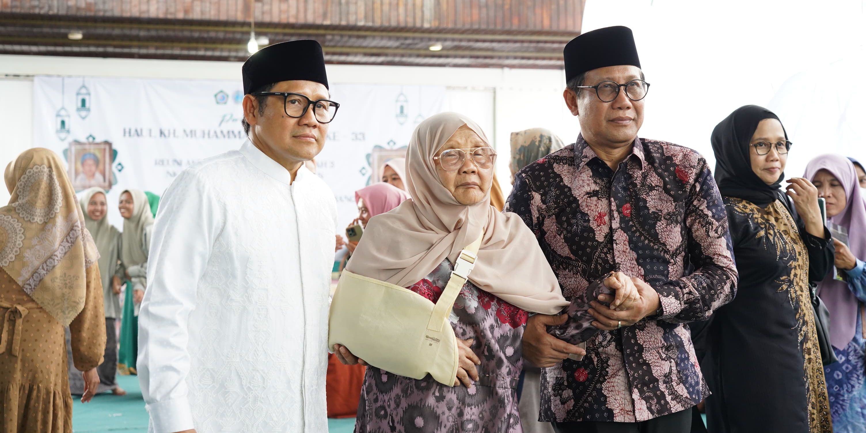 Momen Emosional Cak Imin Kenang Sang Ayah: Keteladanan Beliau Mendidik Saya dan Santri Tak Pernah Terhapus