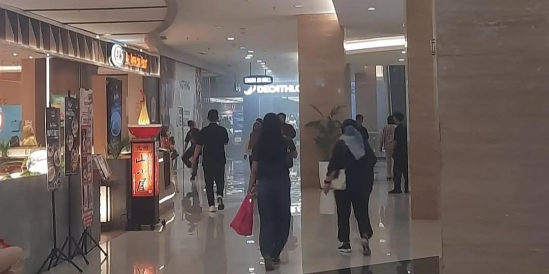 Pakuwon Mall Jogja Kebakaran, Pengunjung Dievakuasi