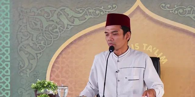 Perlakuan UAS ke Pedagang Es Jualan di Acara Tablig Akbar Jadi Sorotan, Ramai Dibandingkan dengan Gus Miftah