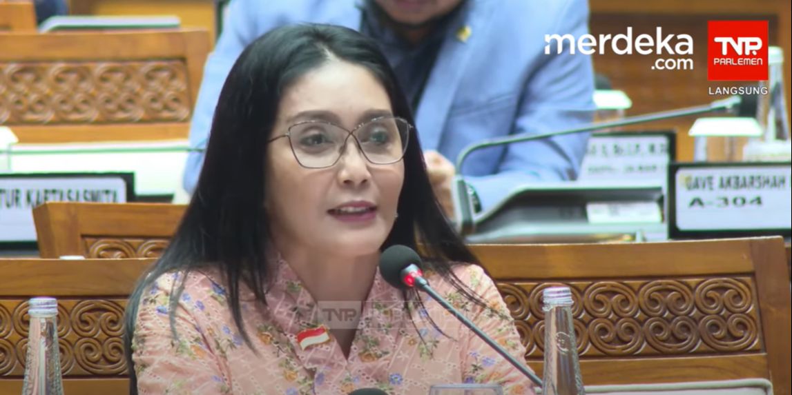 VIDEO: Protes Keras Rieke 'Oneng' Tahan Nangis di DPR Mohon ke Prabowo Batalkan Kenaikan PPN 12%