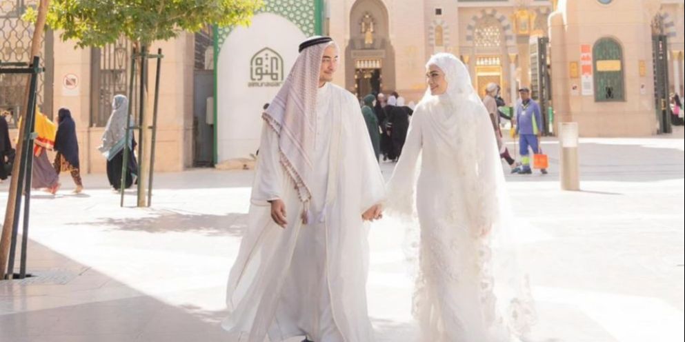 Akad Nikah di Madinah, Intip Cerita Maskawin Logam Mulia 13 Gram Zumi Zola Teruntuk Putri Zulhas