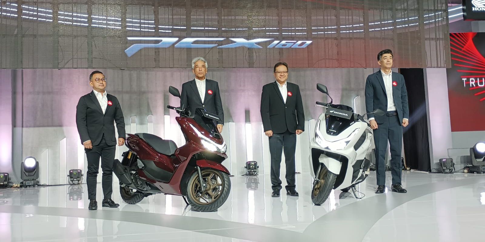 Begini Penampakan dan Fitur-fitur Baru New Honda PCX160