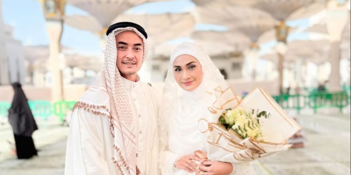 7 Momen Akad Nikah Zumi Zola dan Putri Zulhas di Masjid Nabawi Madinah, Dihadiri Keluarga dan Sahabat