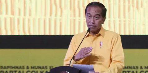 Respons Jokowi Usai Dikabarkan Masuk Anggota Kehormatan Partai Golkar