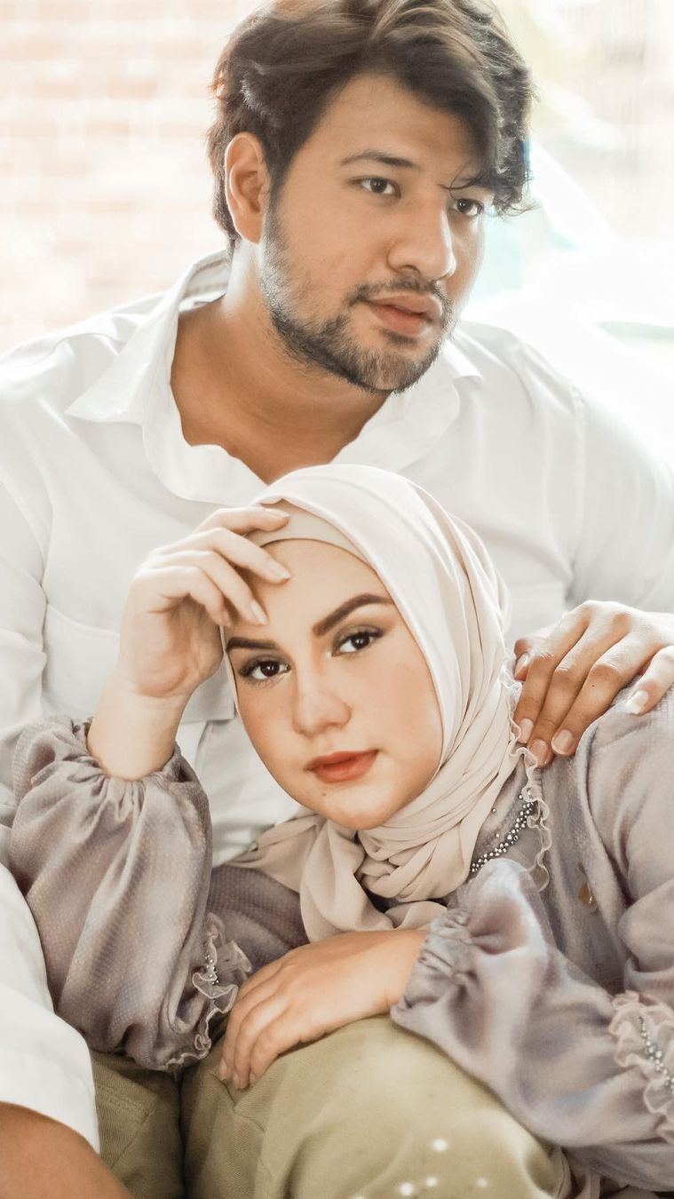 Resmi Bercerai, Intip Potret Perjalanan Cinta Ammar Zoni dan Iris Bella