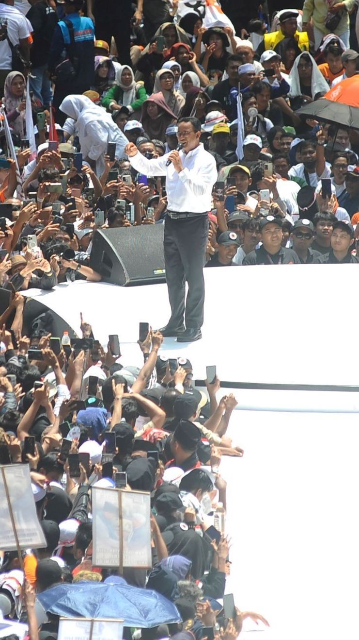 VIDEO: Bergetar Suara Anies di Kampanye Akbar, Klaim Jutaan Orang Hadir Serukan Perubahan