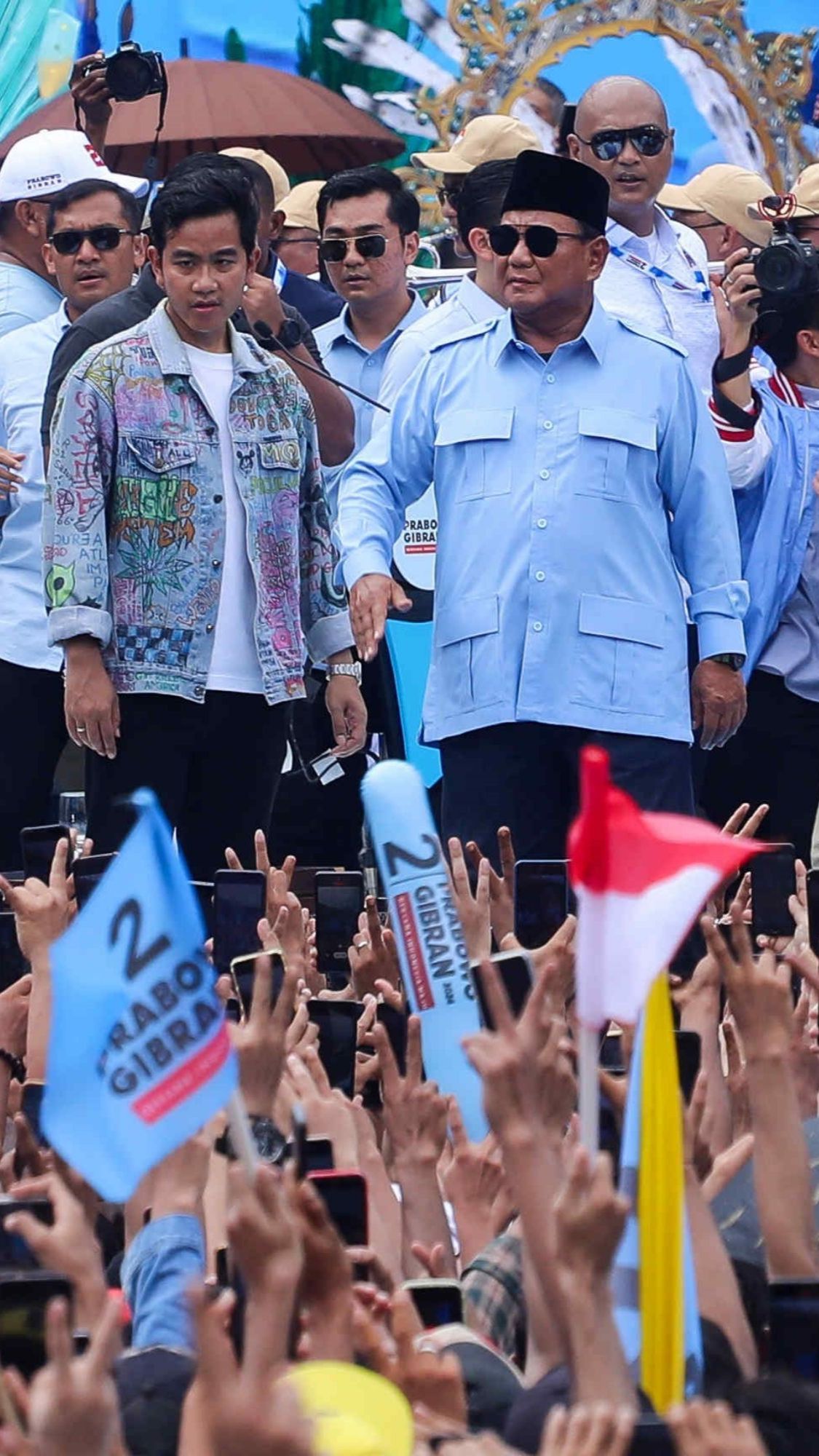 Prabowo Langsung Perintah Ajudan 'Panitia Tolong Ambil Air, Saudara Sekalian Sabar'