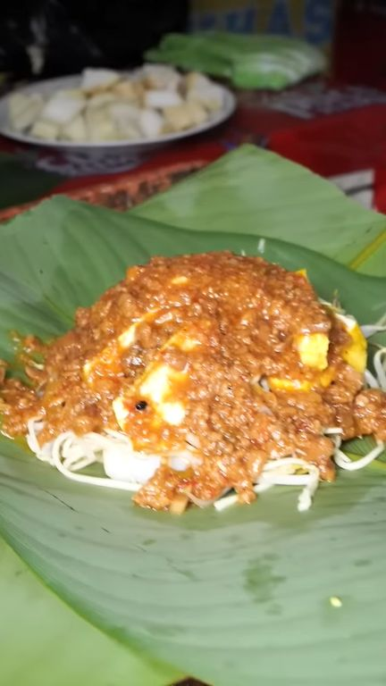 Mencicipi Nikmatnya Toge Goreng, Kuliner Khas Bogor yang Ternyata Masaknya Direbus Bukan Digoreng