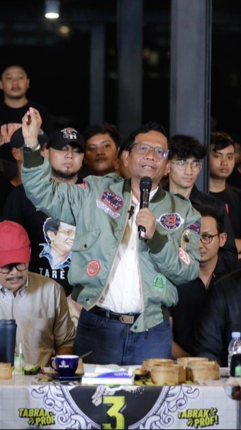 Lugas Mahfud 'Tabrak' Menteri di Kubu Prabowo, Tantang Mundur dari Kabinet Jokowi