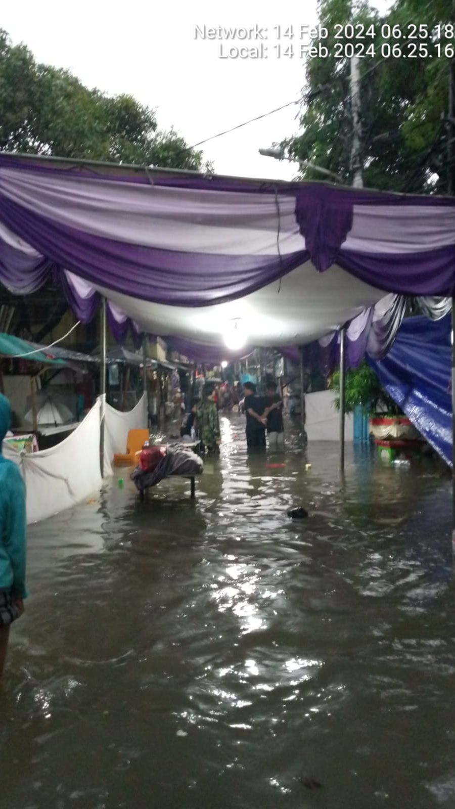 Update Banjir Jakarta: 7 RT dan 21 Ruas Jalan Terendam