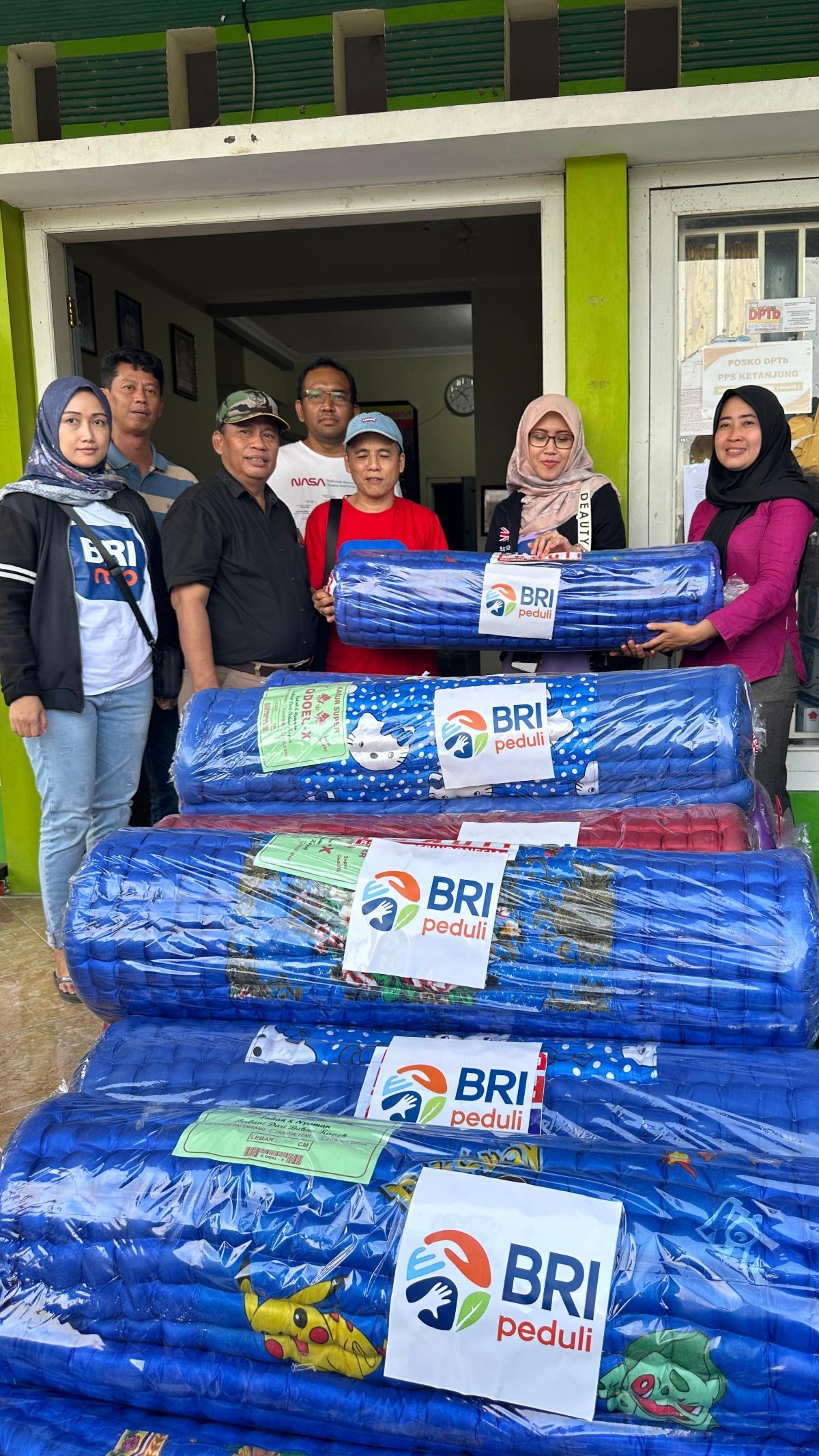 Banjir Demak, BRI Peduli Salurkan Makanan Saji Tiap Hari