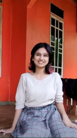 Potret Gadis Desa Cantik dan Memesona Keturunan India Tinggal Perkampungan Terpencil