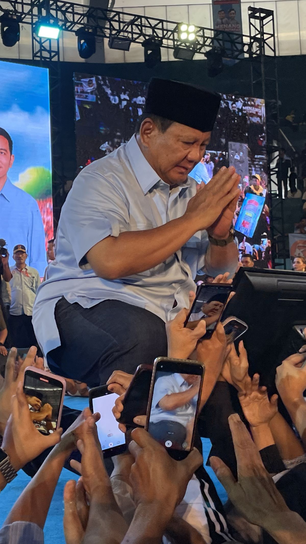 Program Makan Siang Gratis Prabowo Bisa Tambah Angka Kemiskinan Jika Gunakan Dana Subsidi BBM