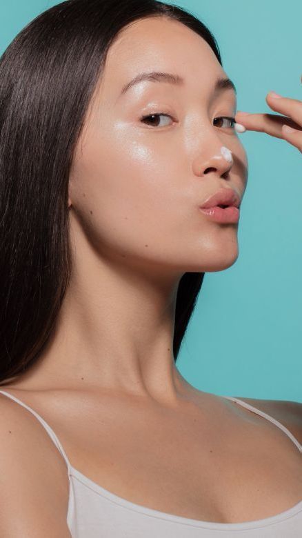 5 Tips Memilih Skincare yang Aman untuk Wajah Lebih Sehat dan Glowing