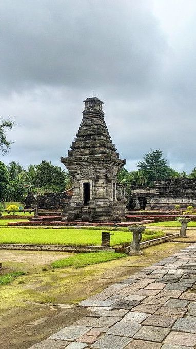 Pasangan Kekasih Konon Tak Boleh Berkunjung ke Candi Termegah di Jatim, Ini Kisah di Baliknya