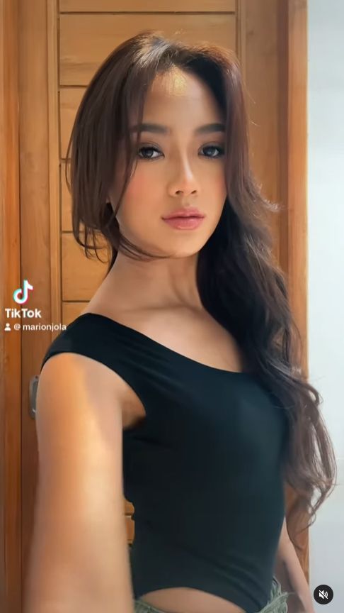 Sukses Diet Selama 7 Bulan , 8 Foto Terbaru Marion Jola Yang Makin Cantik & Langsing Banget