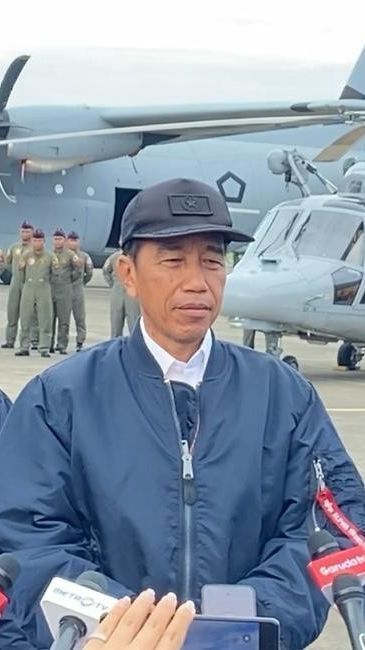 Jokowi Siapkan Keppres Pemberhentian Mahfud MD dari Menko Polhukam Pagi Ini