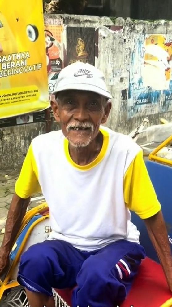 Kisah Kakek Tukang Becak yang Penghasilannya Tak Sampai Rp50 Ribu Sebulan, Bikin Haru