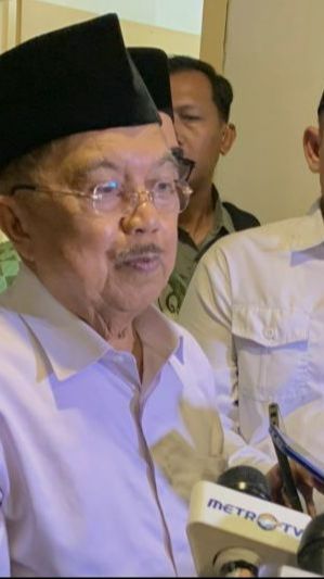 VIDEO: JK Puji Mahfud Mundur dari Kabinet Jokowi