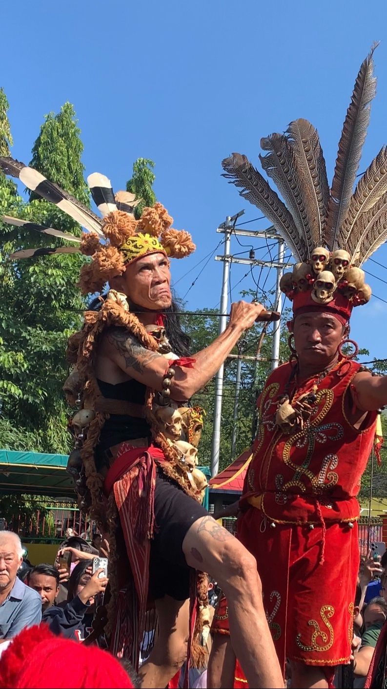 Melihat Atraksi Tatung Kota Pontianak di Cap Go Meh 2024