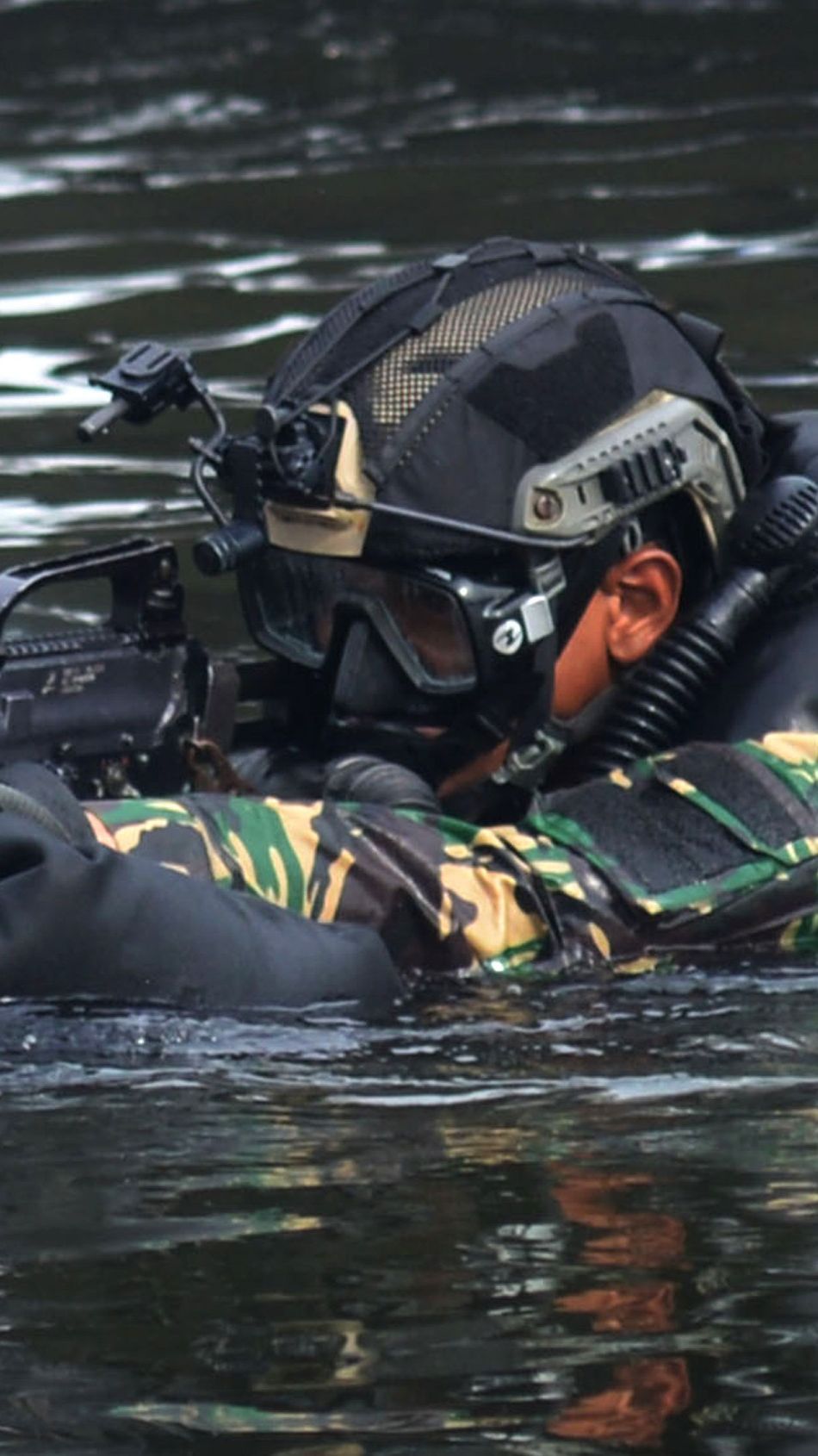 Aksi Prajurit TNI Patahkan Teror KKB Hingga Pelaku Kocar-kacir Kabur ke Hutan