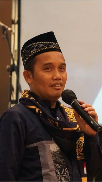 Ustaz Maulana Selalu Baca Doa Ini Saat Mendarat di Tanah Suci