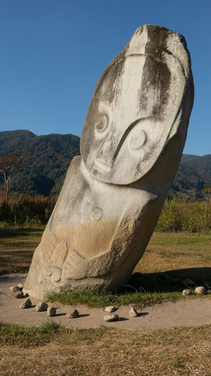 Misteri Batu-Batu Besar Berwajah Mirip Manusia di Sulawesi, Usianya Lebih dari 2.000 Tahun