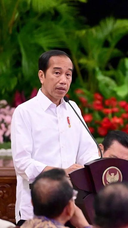 VIDEO: Jokowi Perintahkan Semua Menteri Waspada, Singgung Kedatangan Presiden Baru