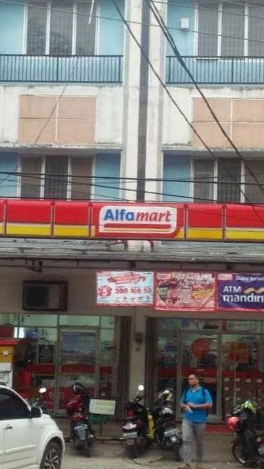 Ternyata, Ini Penyebab Sebenarnya Beras Sulit Ditemukan di Alfamart dan Indomaret