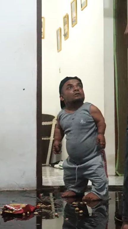 Di-Prank oleh Sang Anak yang sedang Mabuk Parah, Ucok Baba Ngamuk Ambil Air Lalu Disiram 'Astaghfirullah Anak Gua Jadi Mabuk Gini'