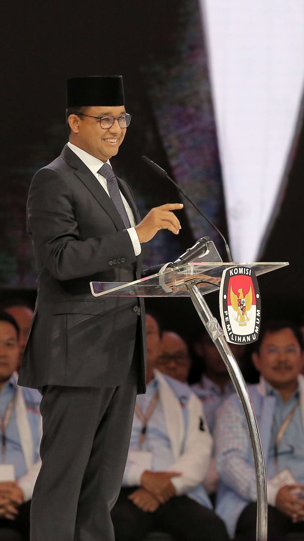 Saat Anies Buka Visi-Misi Debat Capres Pakai Bahasa Isyarat: Waktunya Perubahan