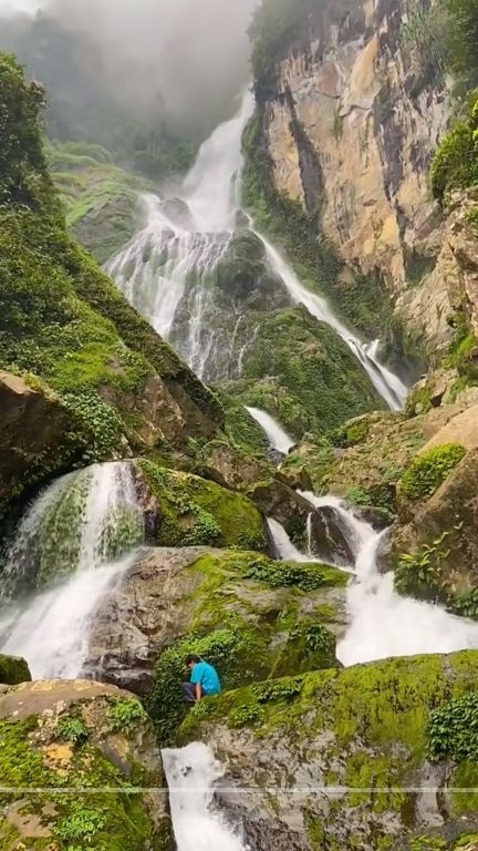 Pesona Air Terjun Sarasah Batuang, Surga Tersembunyi dan Eksotis di Sumatera Barat