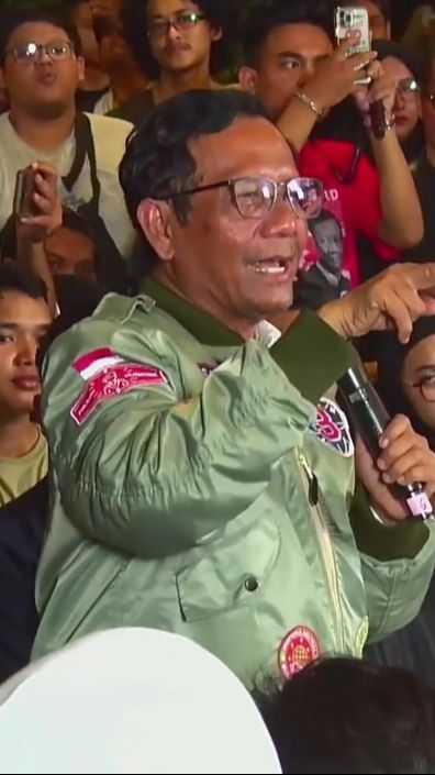 VIDEO: Momen Mahfud 'Ditabrak' Moderator, Sampai Keluar Kelakar Abuse of Power