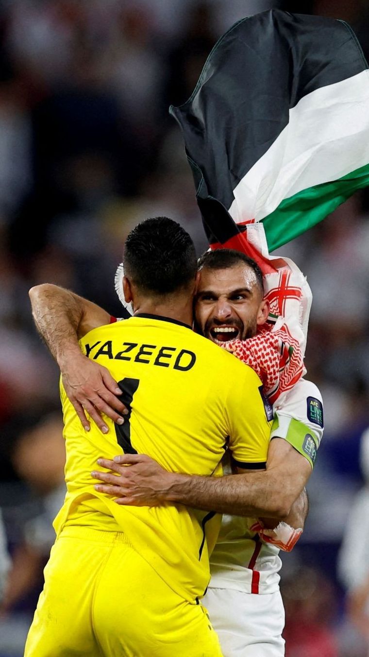 FOTO: Selebrasi Unik Kemenangan Yordania di Tengah Wajah Sedih Pemain Korea Selatan yang Kalah di Laga Semifinal Piala Asia 2023