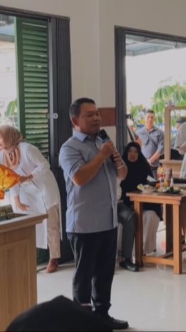 Pensiun dari TNI, Jenderal Bintang Empat eks Kasad Pilih Jualan Bakso