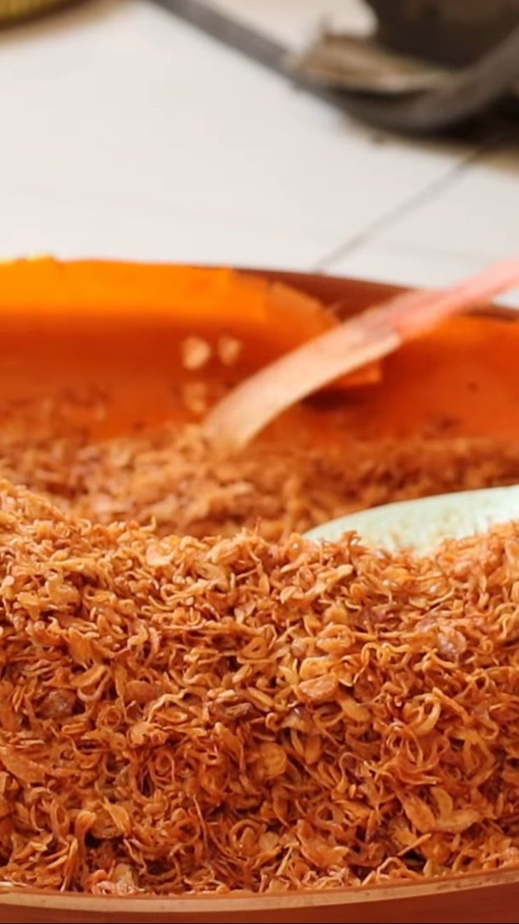 Bermula dari Modal Rp300 Ribu, Perempuan Ini Sukses Buka Bisnis Bawang Goreng hingga ke Luar Negeri