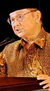 40 Quotes Pendidikan BJ Habibie tentang Kehidupan yang memotivasi, Ingatkan Pentingnya Belajar