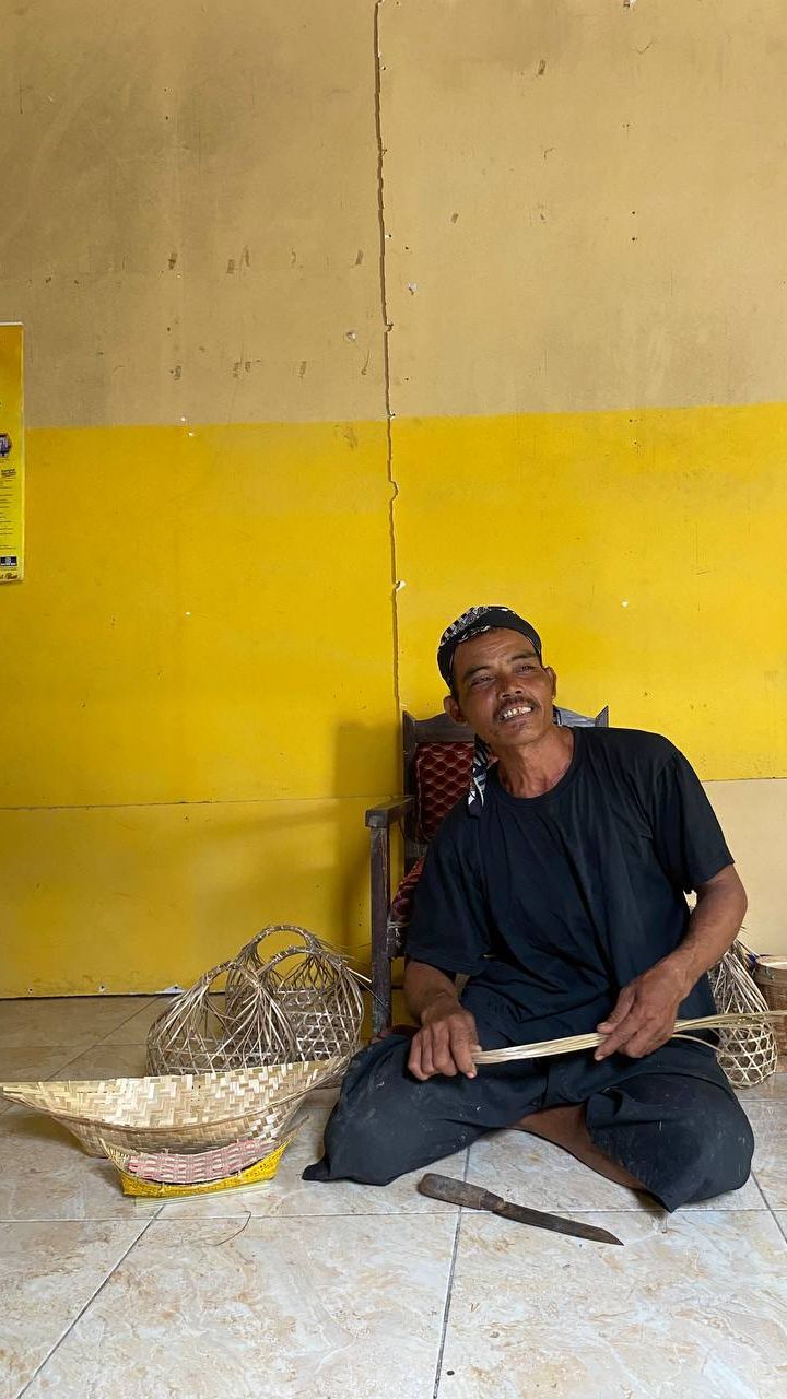 Sempat Putus Asa Gara-Gara Pandemi, Bisnis Anyaman Bambu Milik Warga Bojonegoro Kini Jadi Favorit Pasar Lokal