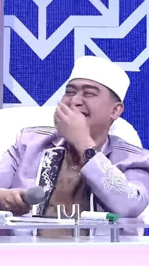 Satu Studio Bau Balsem Ustaz Solmed, Ramzi Sebut Mama Dedeh Paling Sepuh Enak Wangi